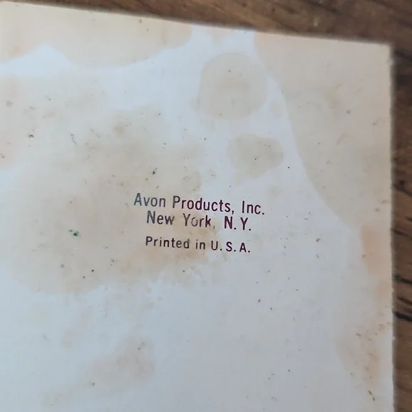 Vintage Avon Cameo Solid Perfume Compact - Picture 9 of 9